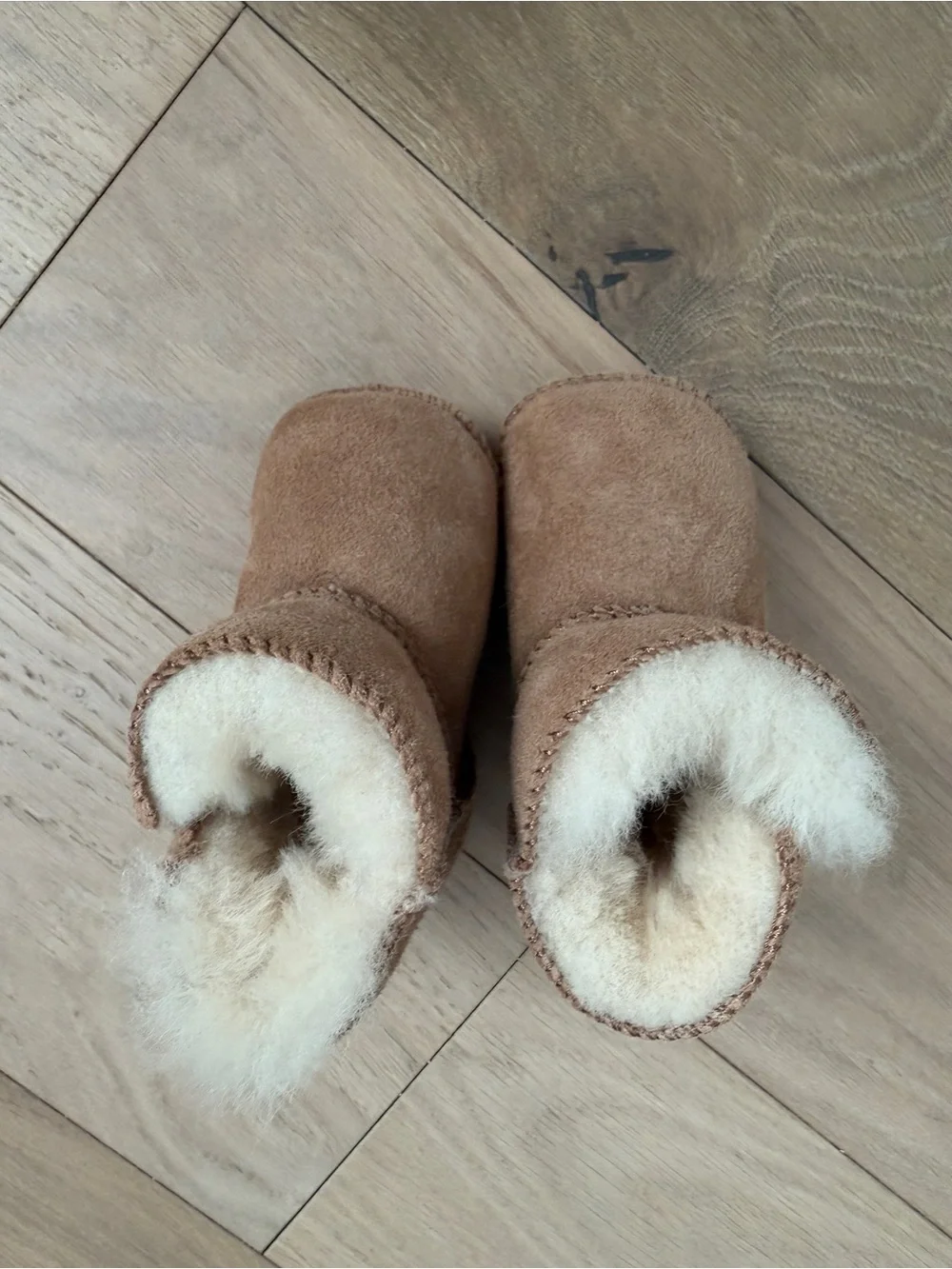 Baby Shearling Booties in Tan